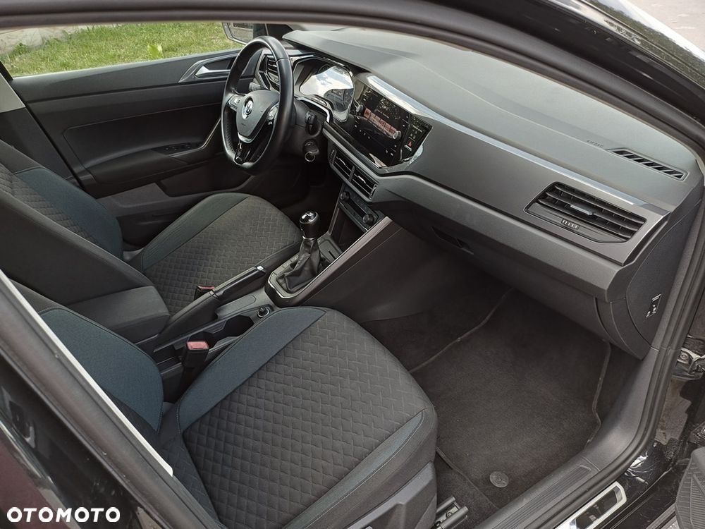 Volkswagen Polo 1.0 IQ.DRIVE - 26