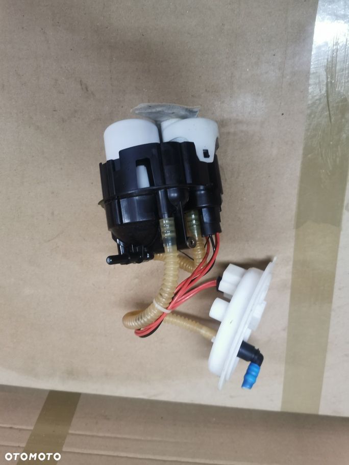 VW Touareg III 3.0 TFSI pompka paliwa 4M4919087T - 1