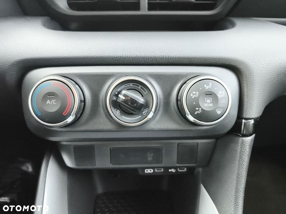 Toyota Yaris 1.5 Active - 25