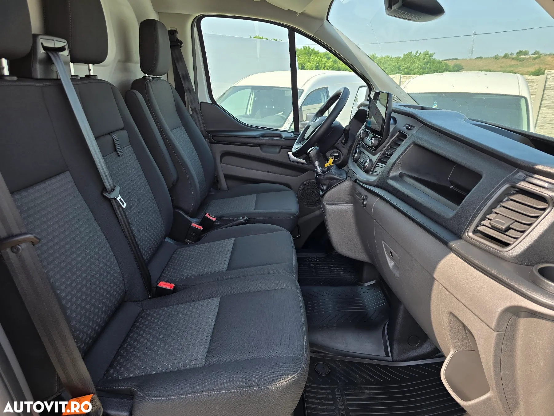 Ford Transit New Custom L1H1 Premium Edition - 19
