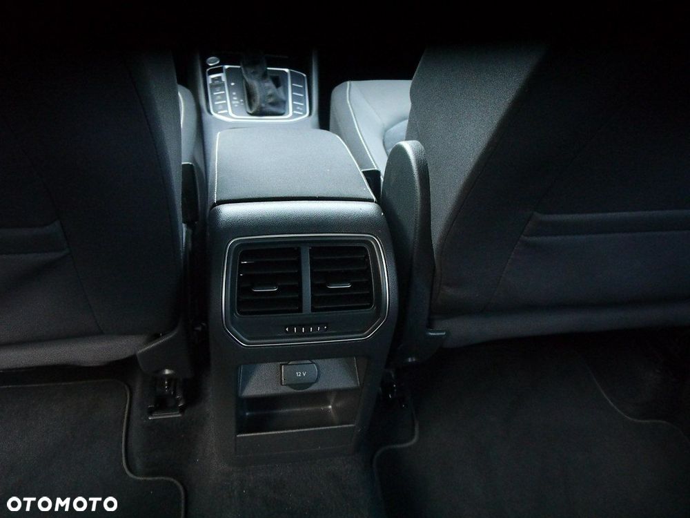 Volkswagen Golf Sportsvan 2.0 TDI (BlueMotion Technology) DSG Highline - 37