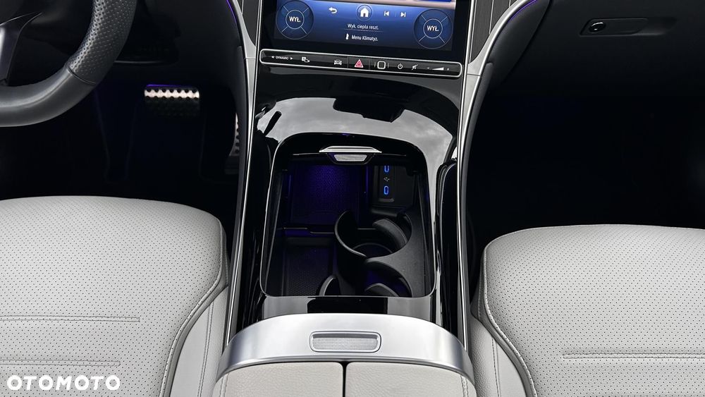 Mercedes-Benz GLC - 22