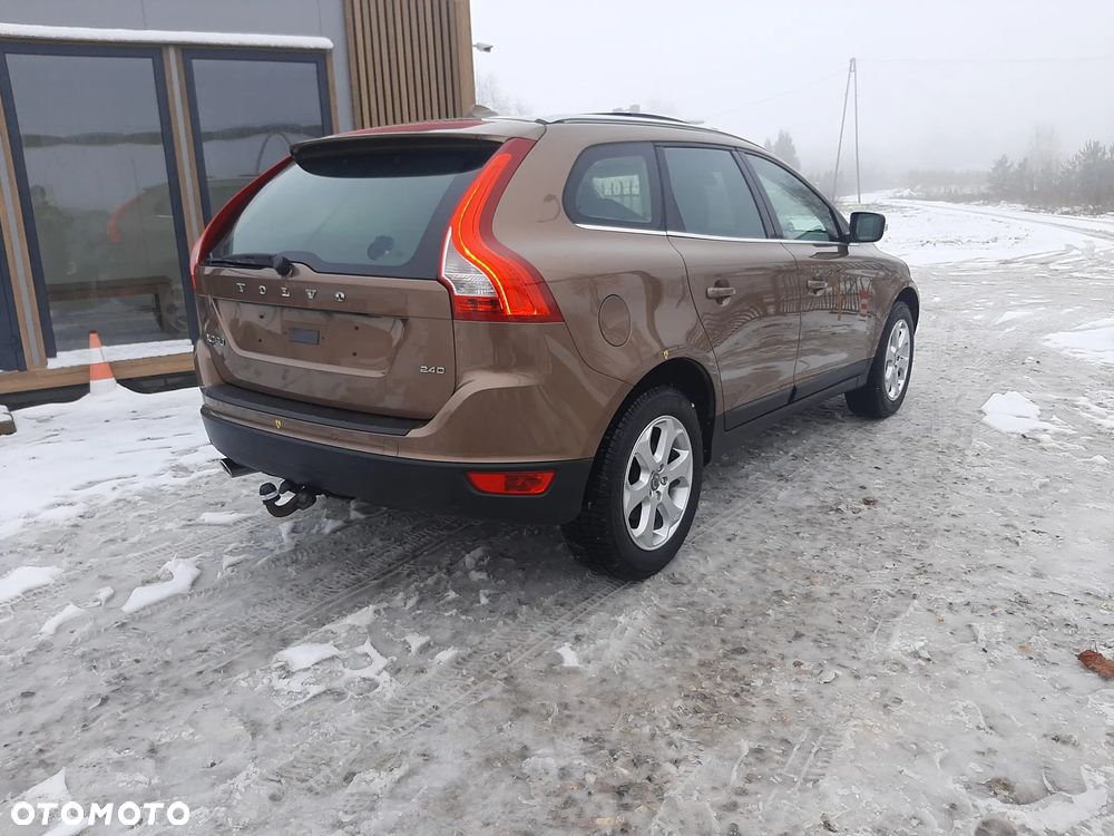 Volvo XC 60 2.4D Summum - 6