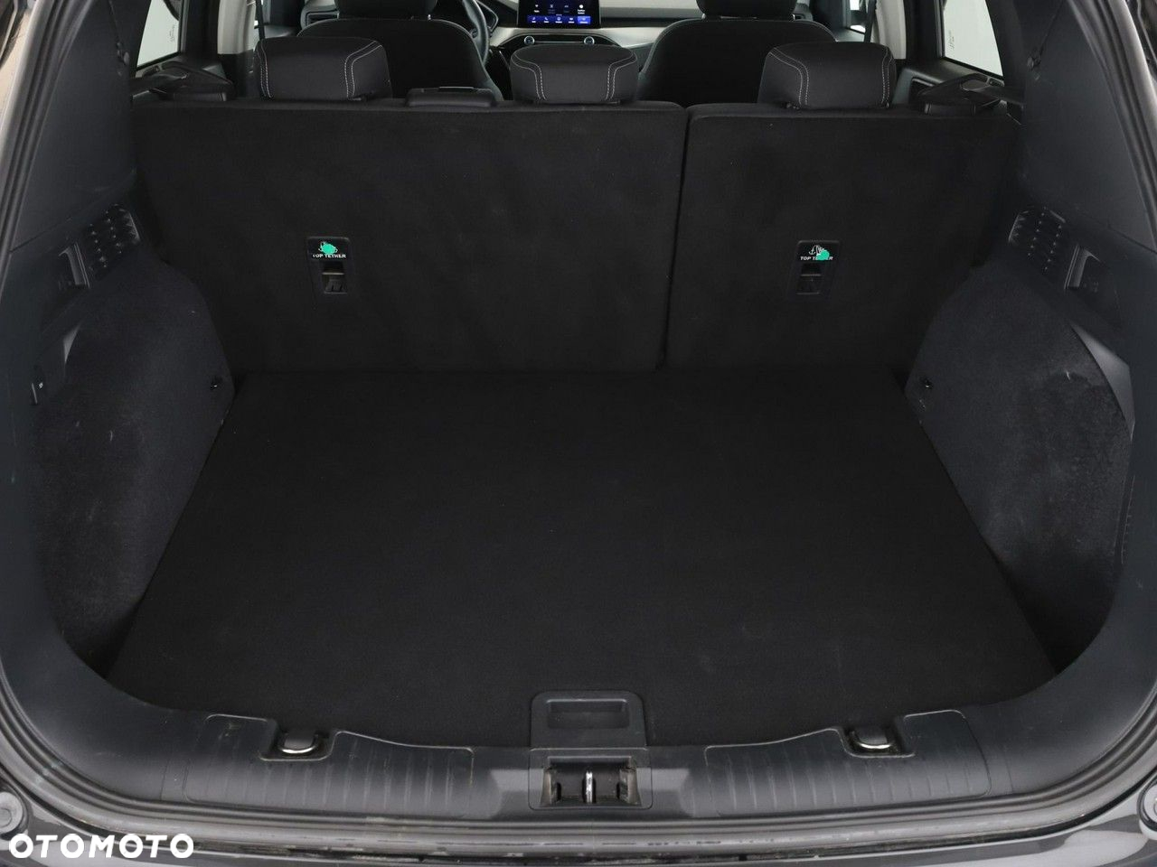 Ford Kuga 2.0 TDCi 2x4 Titanium - 20
