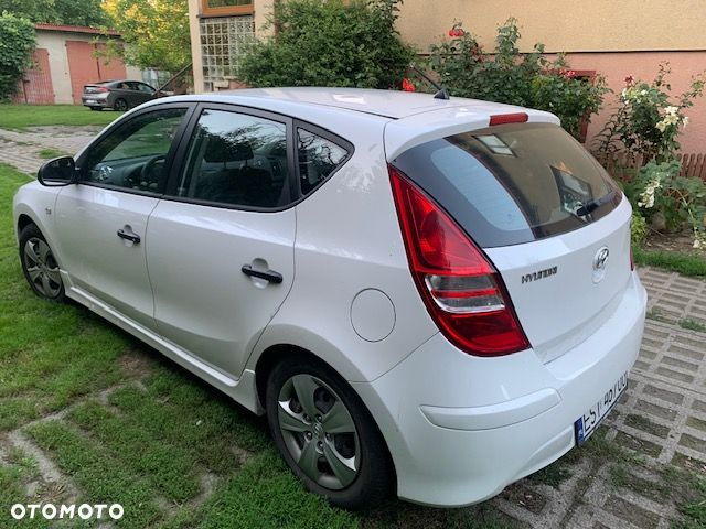 Hyundai i30 1.4 Base - 4
