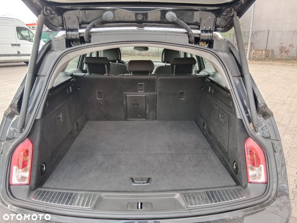 Opel Insignia 1.4 T Active S&S - 11