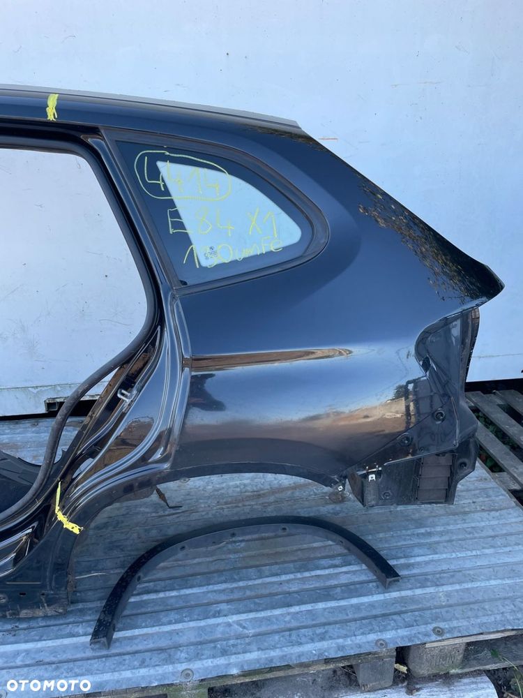 Blotnik poszycie cwiartka szyba listwa lewy tyl 475 475/9 BMW X1 E84 - 3
