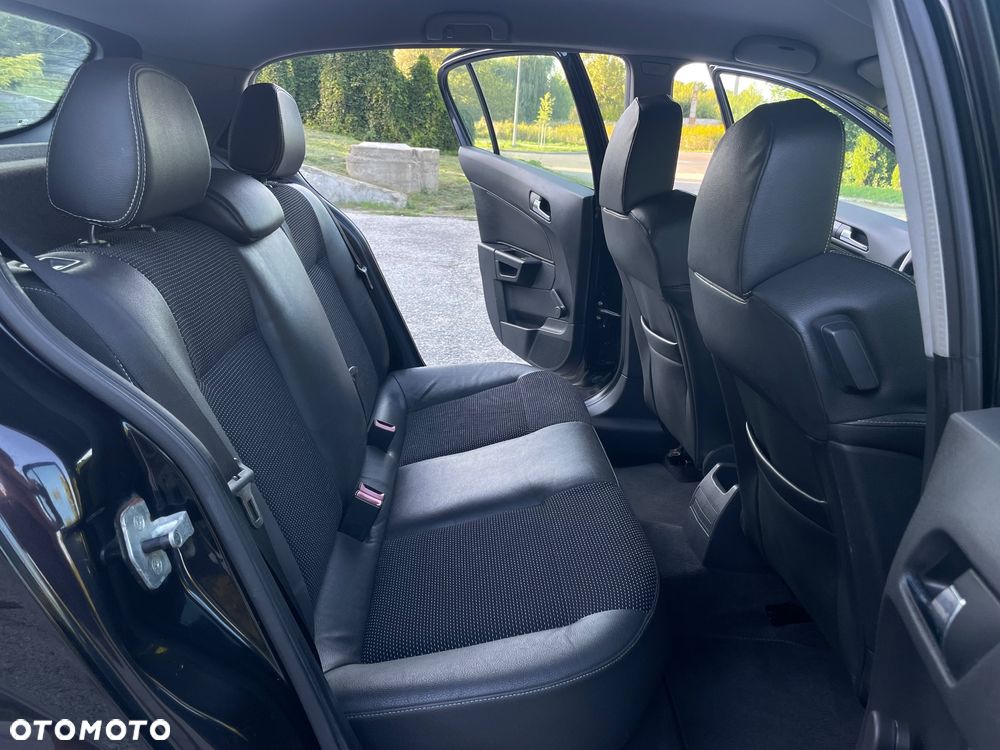 Opel Astra 2.0 Turbo Sport - 14