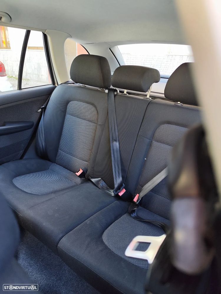 Skoda Fabia Break 1.2 Ambiente - 6