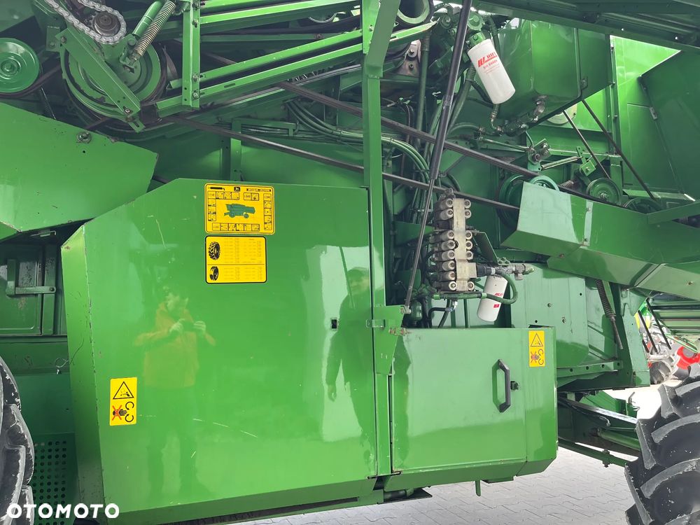 John Deere 2054 - 7