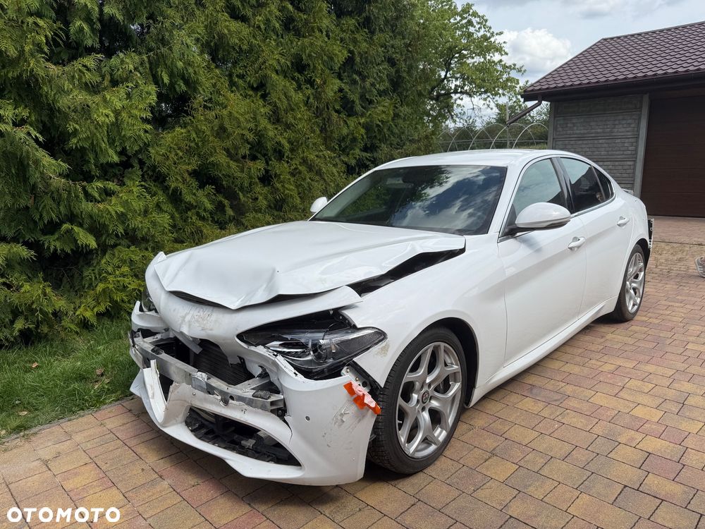 Alfa Romeo Giulia 2.0 Turbo 16V AT8 Veloce Ti - 1