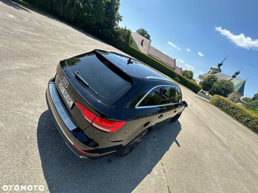 Audi A4 Avant 40 TDI S tronic - 8