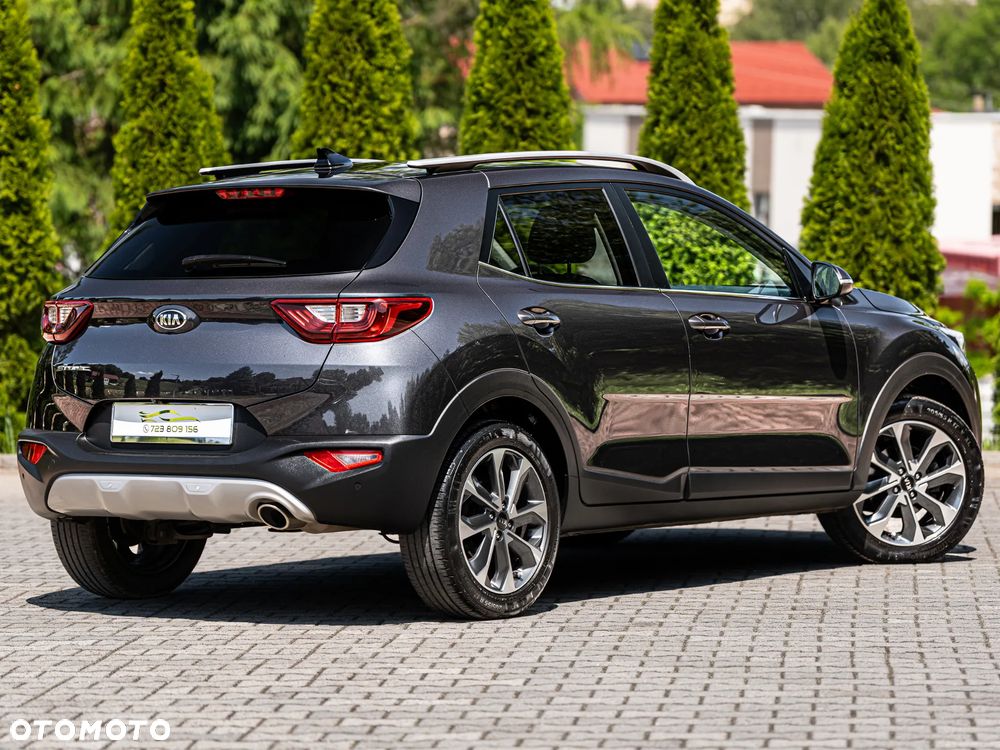 Kia Stonic 1.4 L - 13