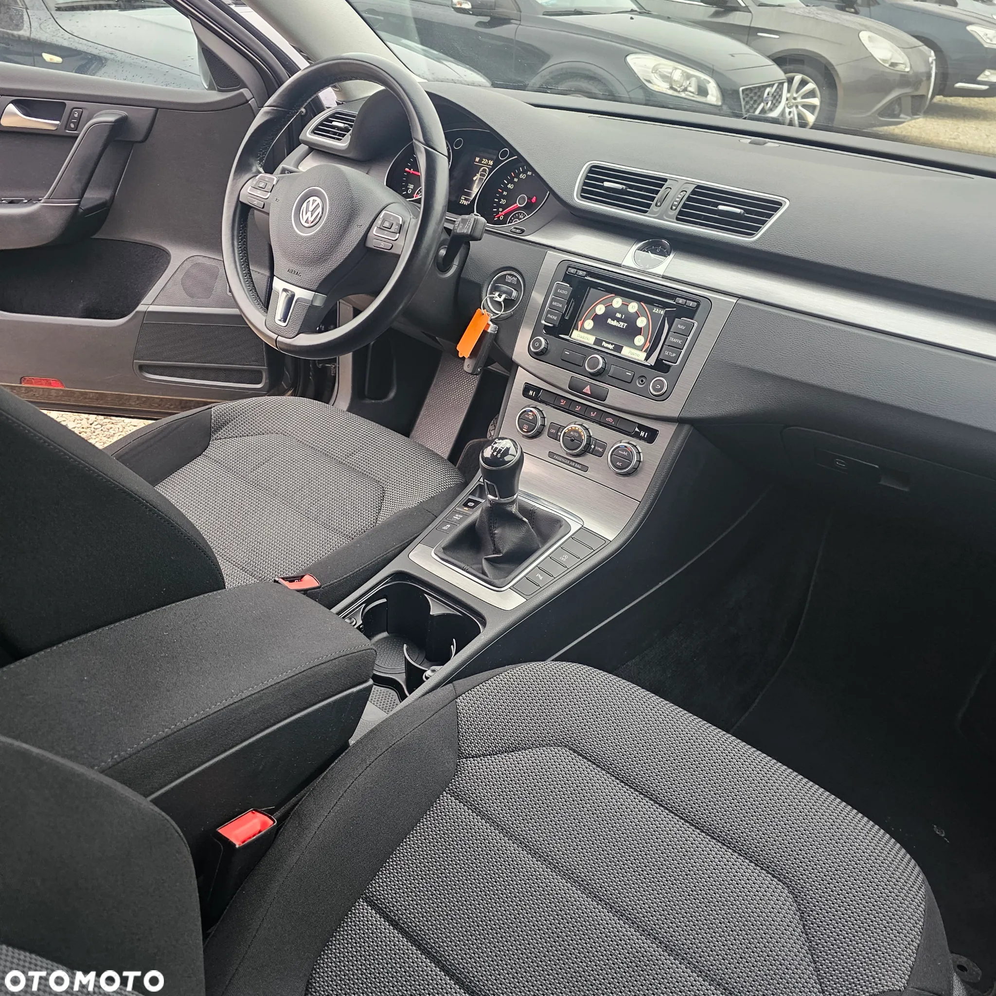 Volkswagen Passat - 18