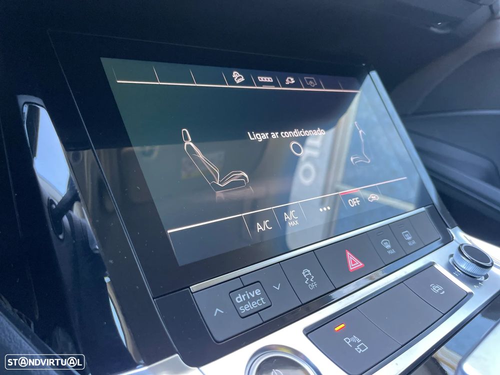 Audi Q8 e-Tron 55 quattro Advanced - 24