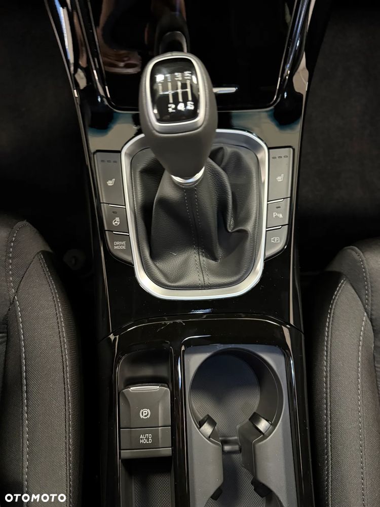 Hyundai i30 1.5 T-GDI 48V Smart - 18