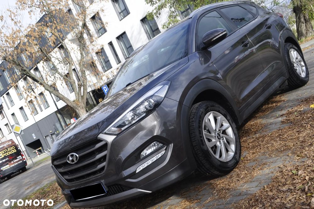 Hyundai Tucson 1.7 CRDI BlueDrive Style 2WD - 2