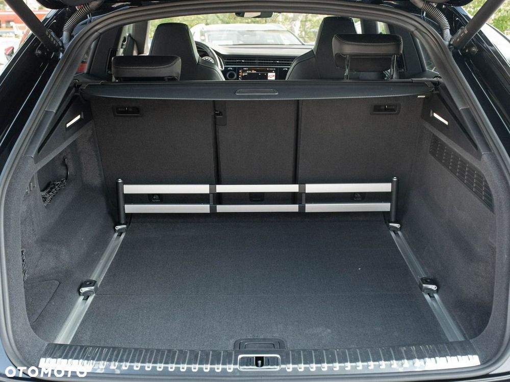 Audi SQ8 TFSI Quattro Tiptronic - 32