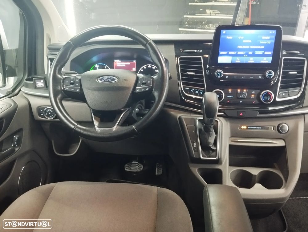 Ford Tourneo Custom 1.0 EcoBoost Titanium PHEV - 17
