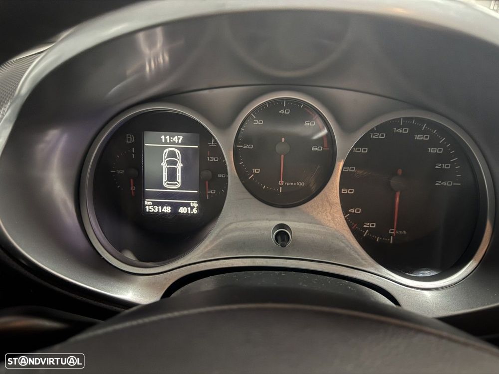 SEAT Leon 1.6 TDI ECOMOTIVE Copa Plus - 12