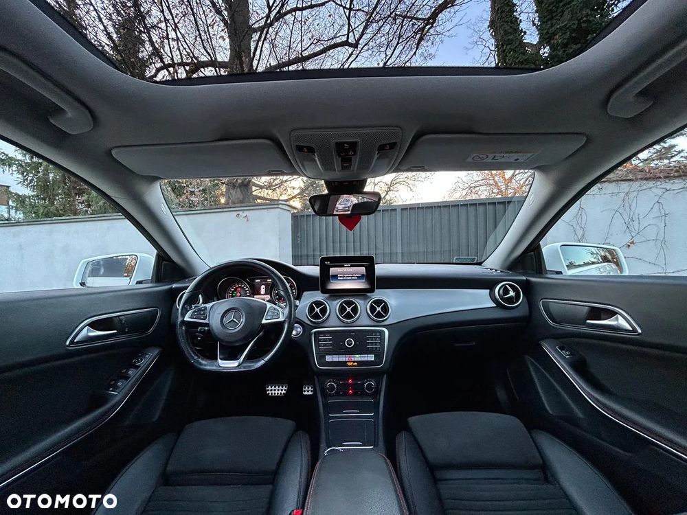 Mercedes-Benz CLA 220 4Matic 7G-DCT AMG Line - 7