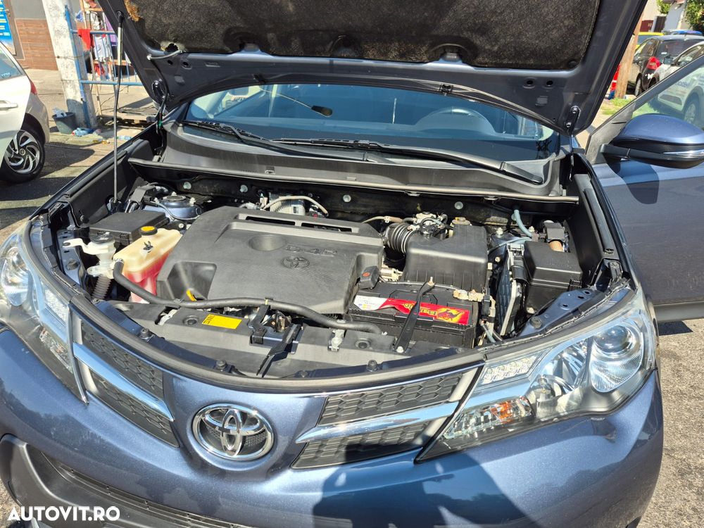 Toyota RAV4 2.2 D-4D Comfort - 4