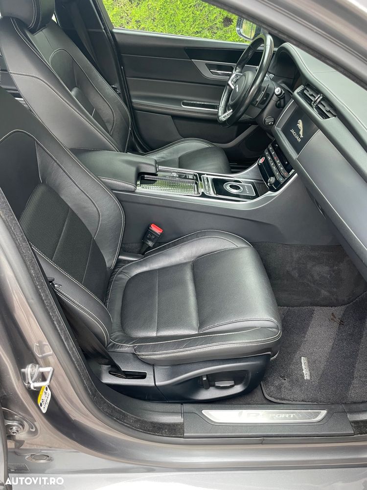Jaguar XF 20d Aut. R-Sport - 17