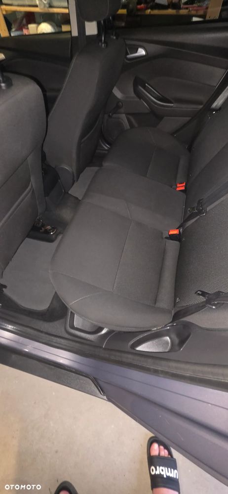 Ford Focus - 22