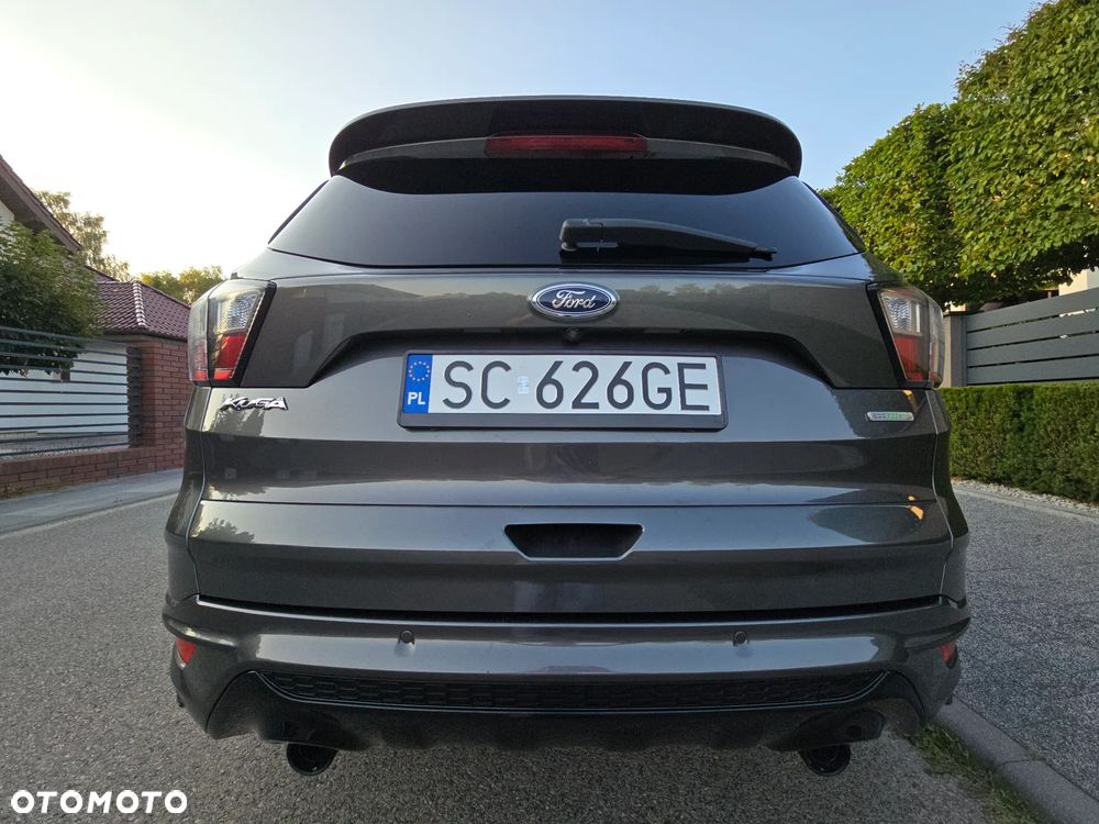 Ford Kuga 2.0 TDCi AWD ST-Line - 4