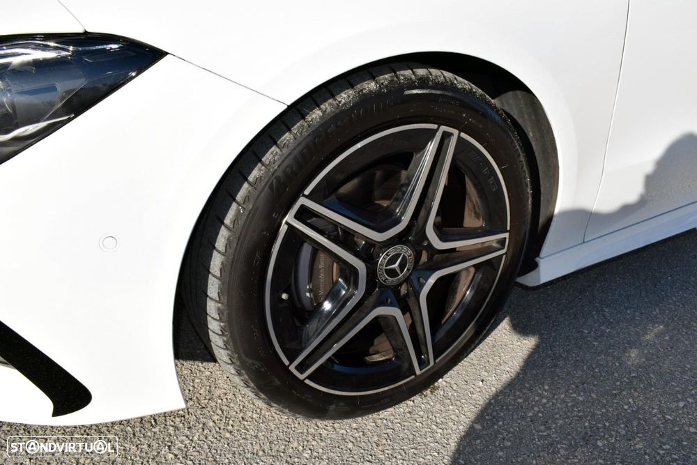 Mercedes-Benz CLA 180 d Shooting Brake AMG Line Aut. - 13