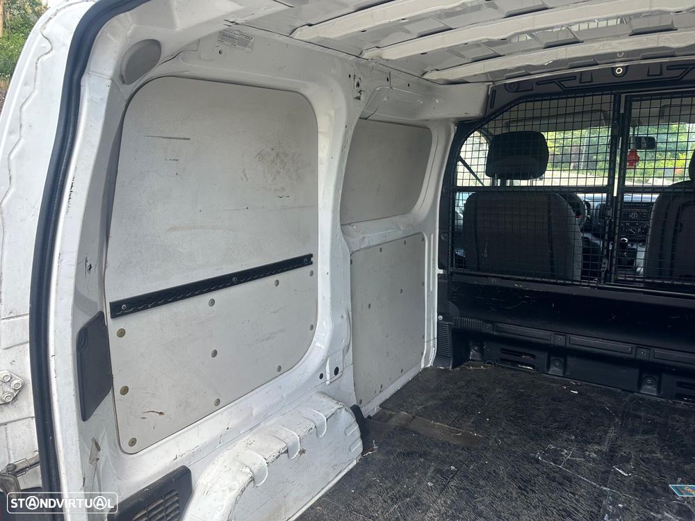 Nissan NV200 - 12