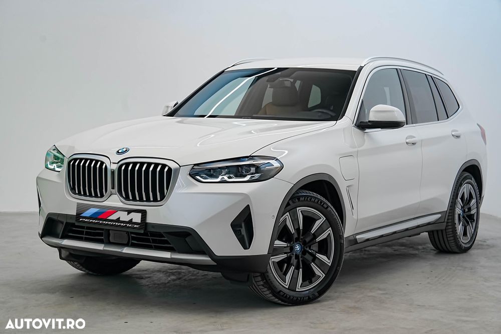 BMW X3 xDrive30e Aut. Luxury Line - 4