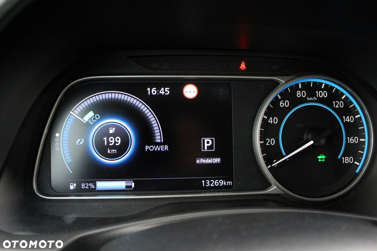 Nissan Leaf - 15