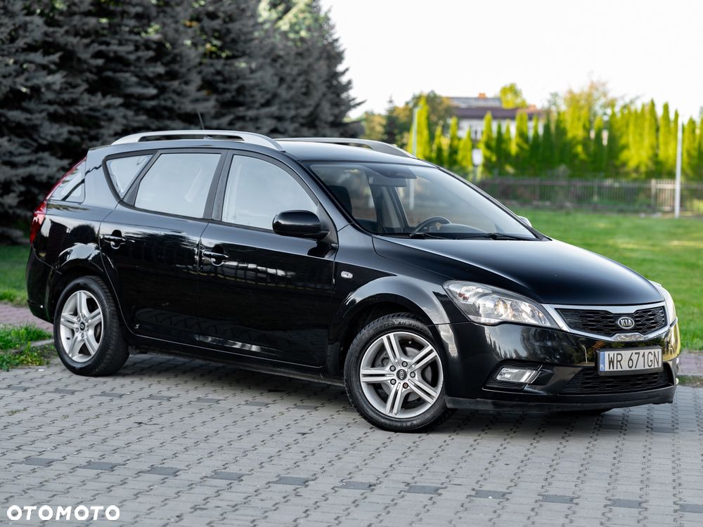 Kia Ceed 2009 photo 3