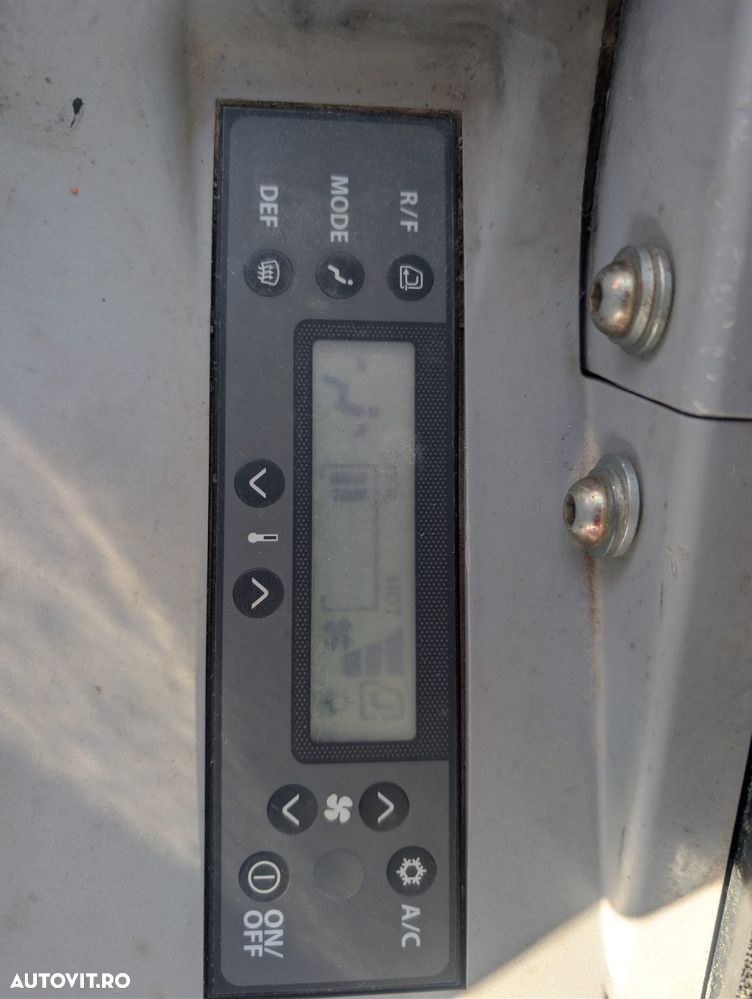 Hitachi ZX33U-6, 3,7tone, 2023, 2.291h, CUPLA RAPIDA HIDR+3 CUPE NOI, lama nivelare, ad sapare 3,5m, latime 1,55m, inst picon pe brate, aer conditionat, radio, produs in JAPONIA, posibil leasing 4 ani-PROMOTIE 36.900 EUR+Tva - 19
