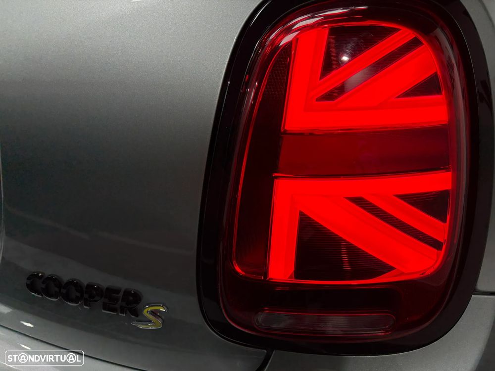 MINI 3 Portas Cooper SE S - 8