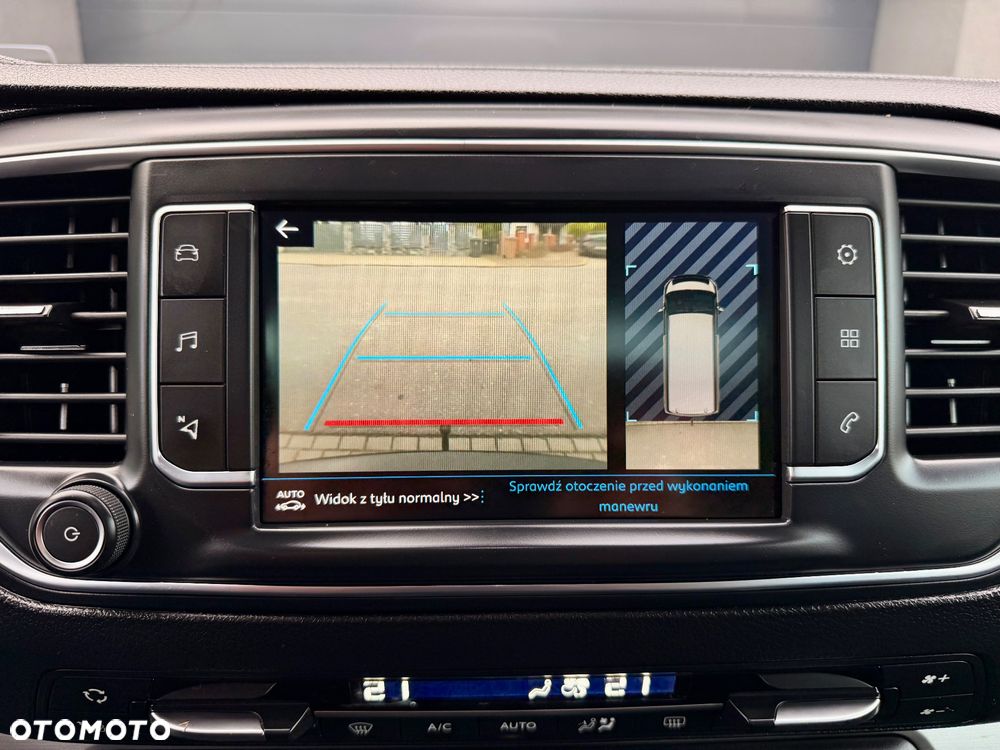 Peugeot Traveller - 28