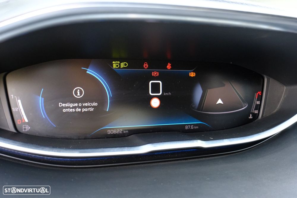 Peugeot 3008 1.2 PureTech Allure Pack - 18