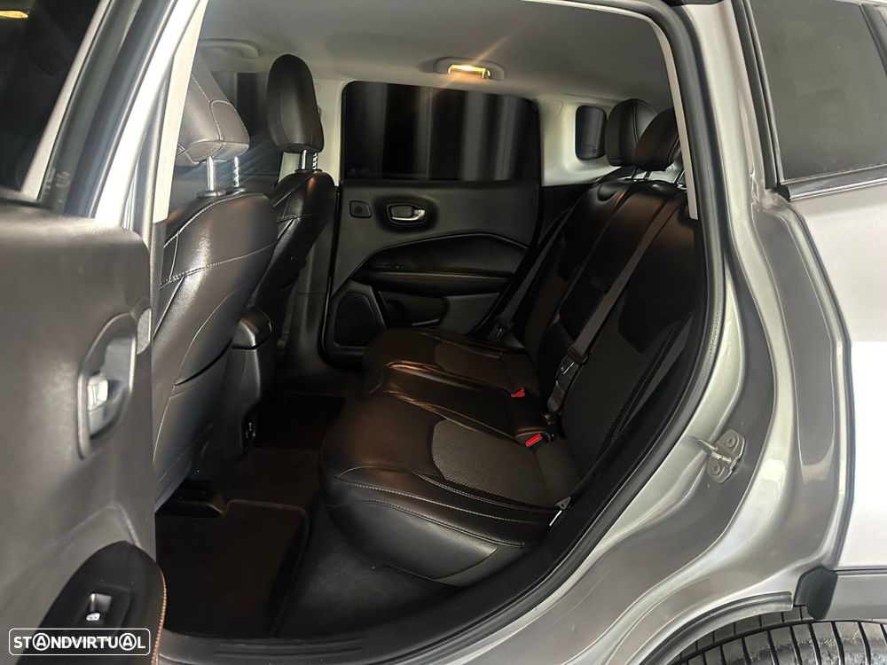 Jeep Compass 1.6 M-Jet Limited - 16