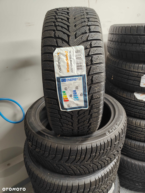 Opony zimowe nowe Nordexx 225/45/18 95H XL WinterSafe2