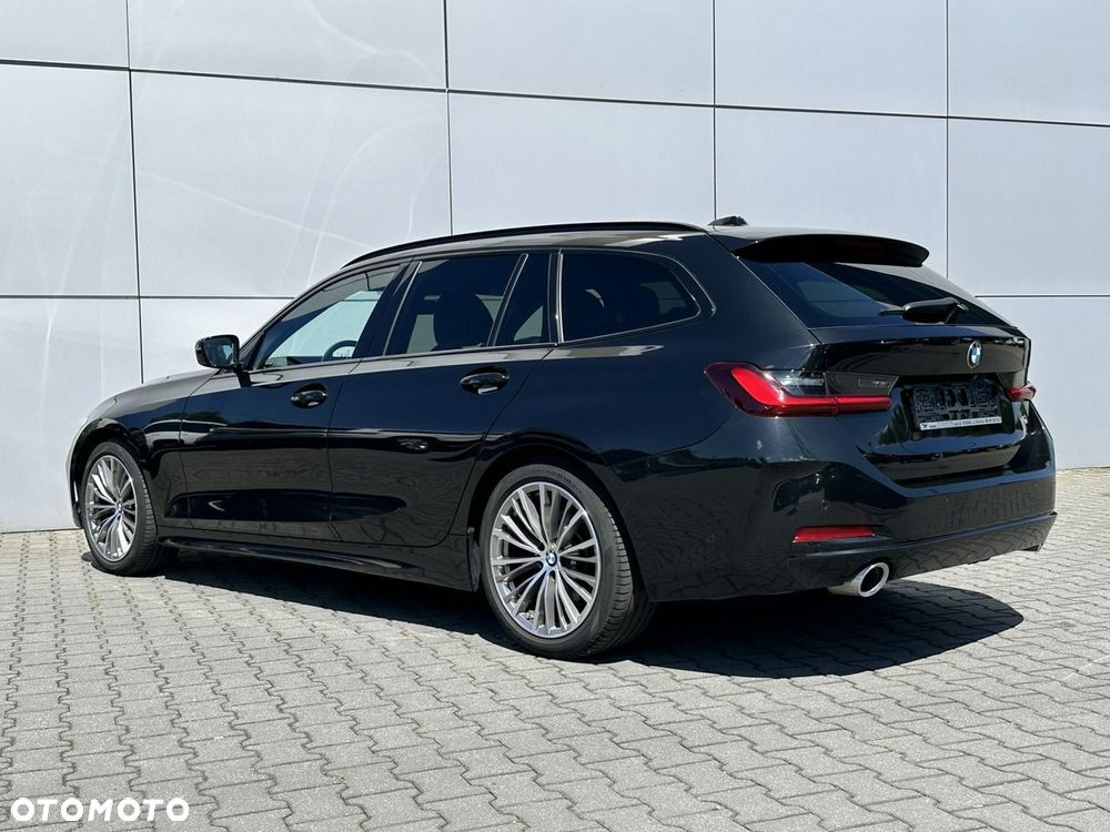 BMW Seria 3 320d xDrive MHEV Sport Line - 12