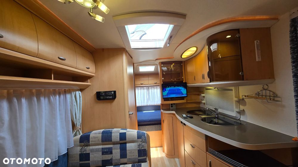 Hobby 440 De  Luxe na B 1200kg Markiza TV Łazienka - 2