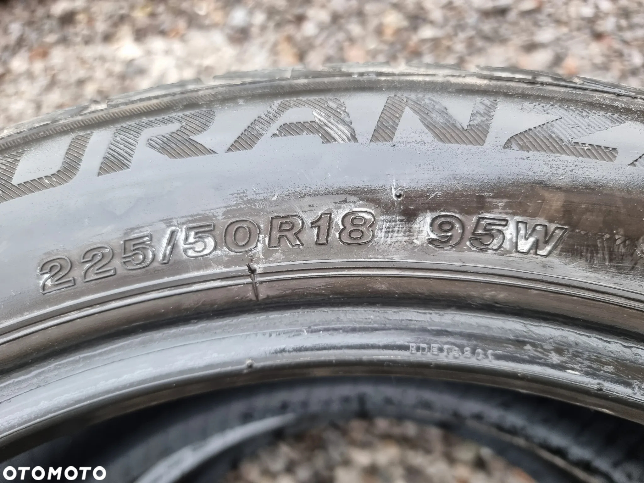 BRIDGESTONE 225/50R18 95W TURANZA T001 RFT * (2szt.) (1x3,0 1x3,5) (DOT: 2x5116) L411 - 4