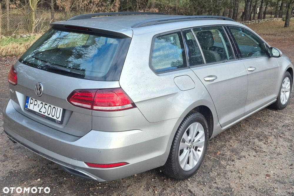 Volkswagen Golf 1.6 TDI BMT Comfortline - 4