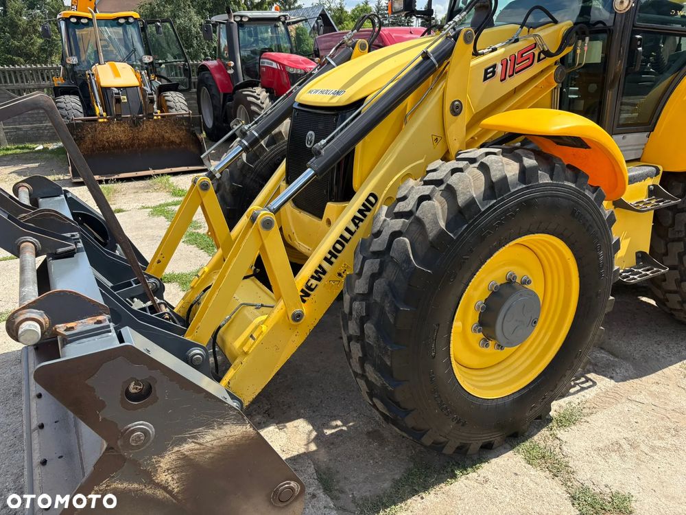 New Holland B115C - 24