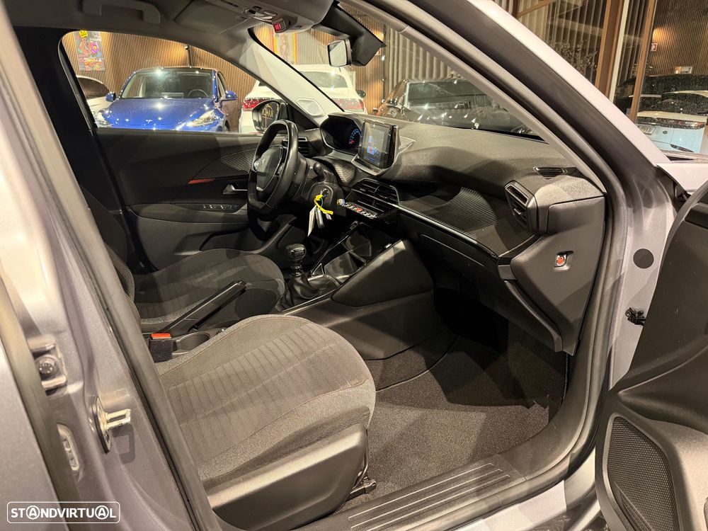 Peugeot 2008 1.5 BlueHDi Style - 26