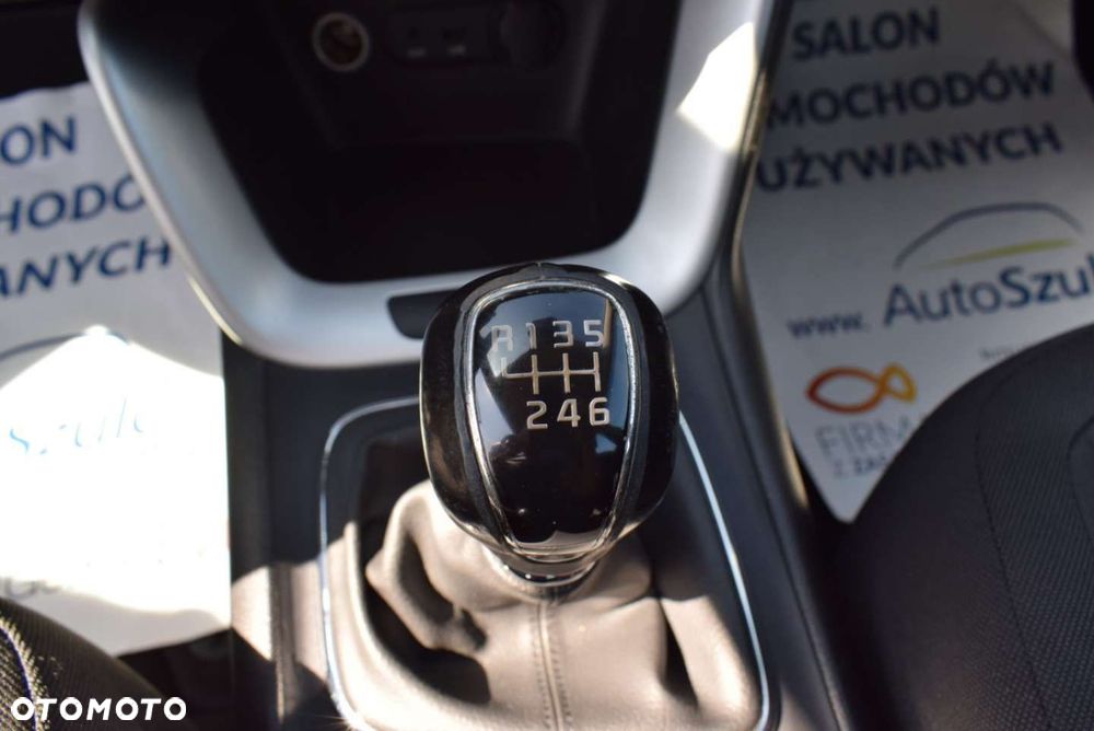 Kia Ceed - 34