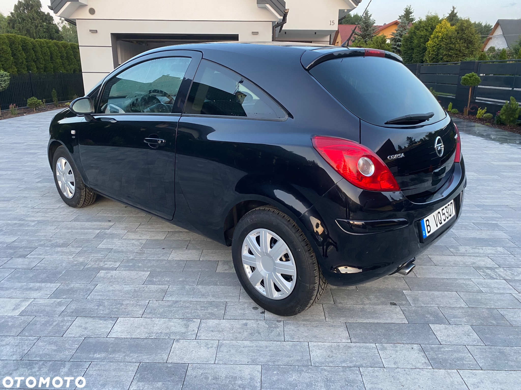 Opel Corsa 1.2 16V Color Edition - 4