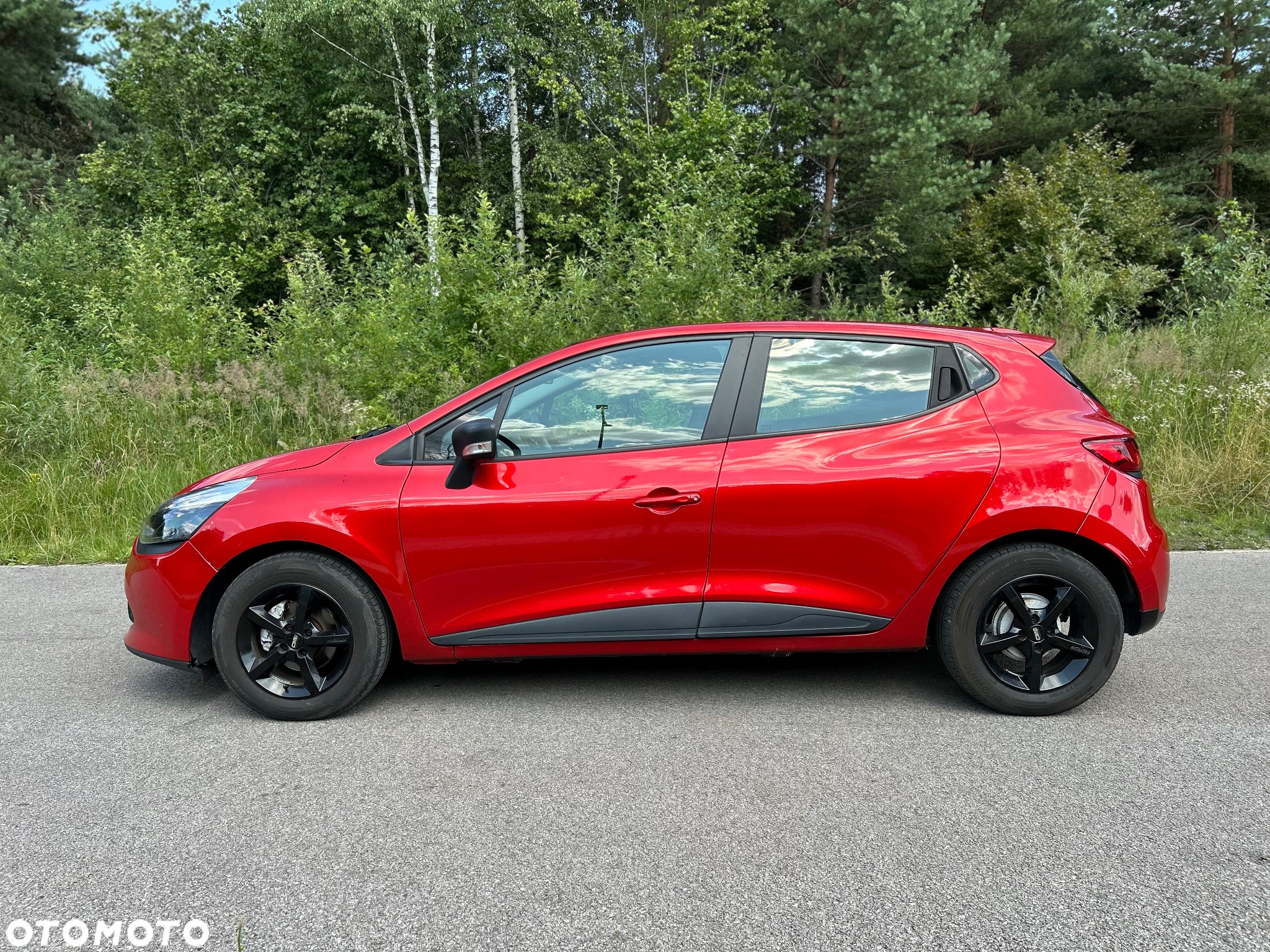 Renault Clio 1.2 16V 75 LIMITED - 9