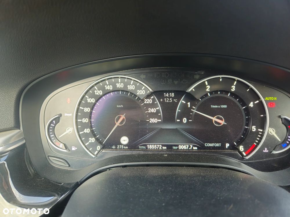 BMW Seria 5 520d Luxury Line - 22